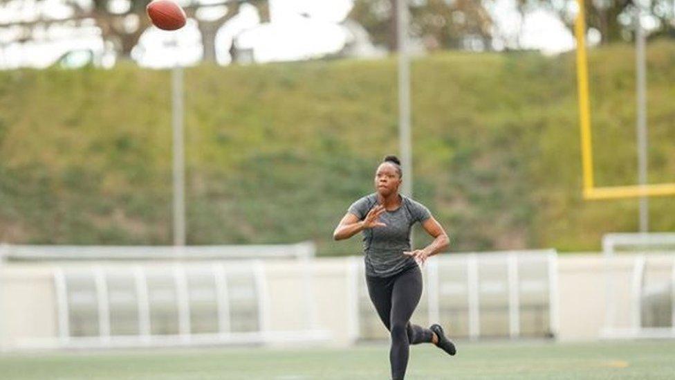 Toni-Harris-wants-to-become-the-first-female-NFL-player