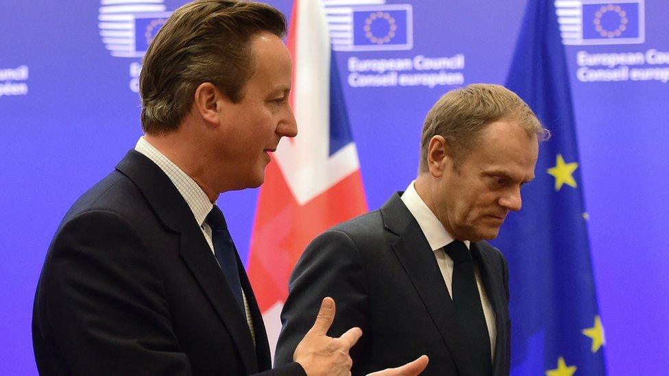 UK Prime Minister David Cameron (L) with European Council President Donald Tusk in Brussels (24 Sept)