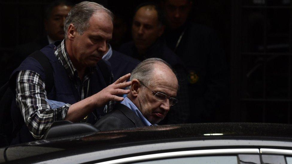 Rodrigo Rato is held by police in April 2015