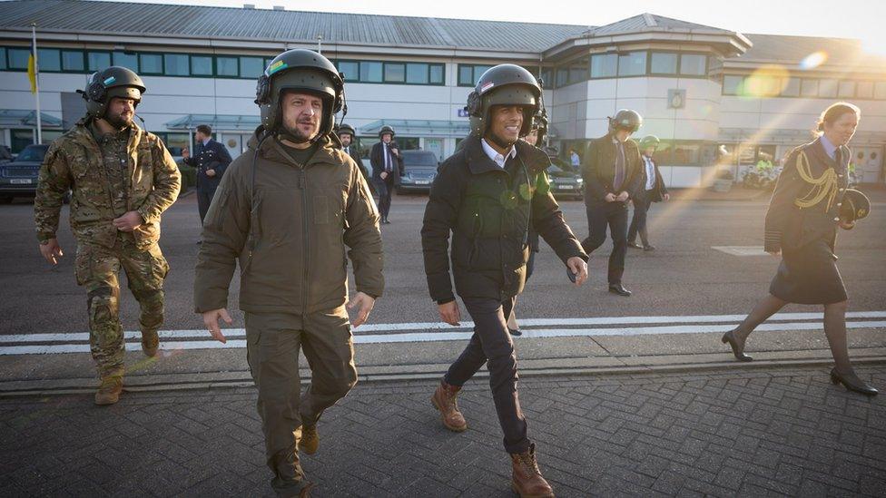 Prime Minister Rishi Sunak and Ukrainian President Volodymyr Zelensky leaving London