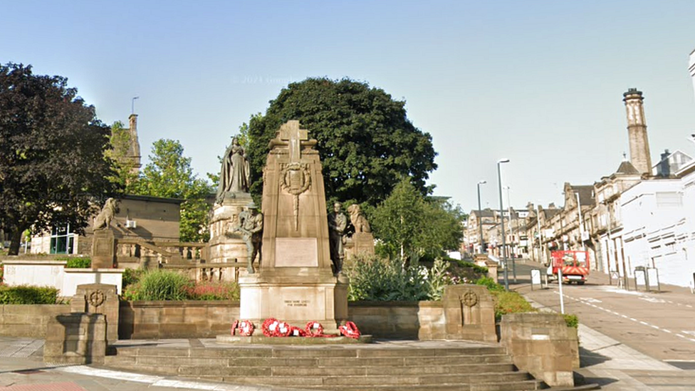 War memorial and Queen Victoria in Bradford