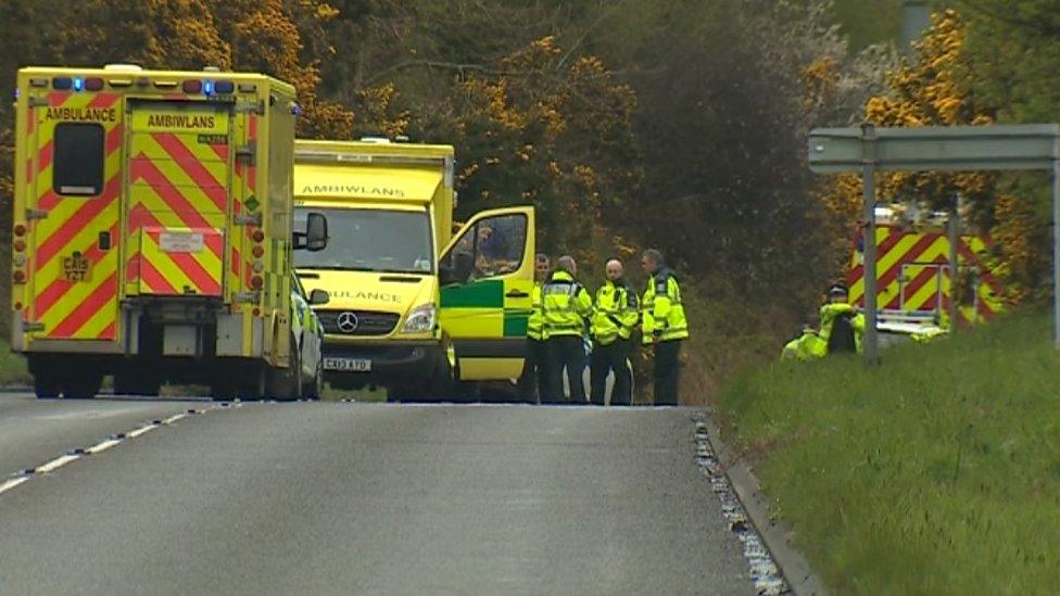 Ambulance crash on A499