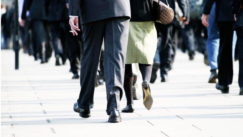 Street scene, commuters walking