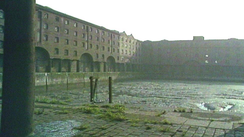 liverpool-s-royal-albert-dock-up-for-sale-for-50m-bbc-news