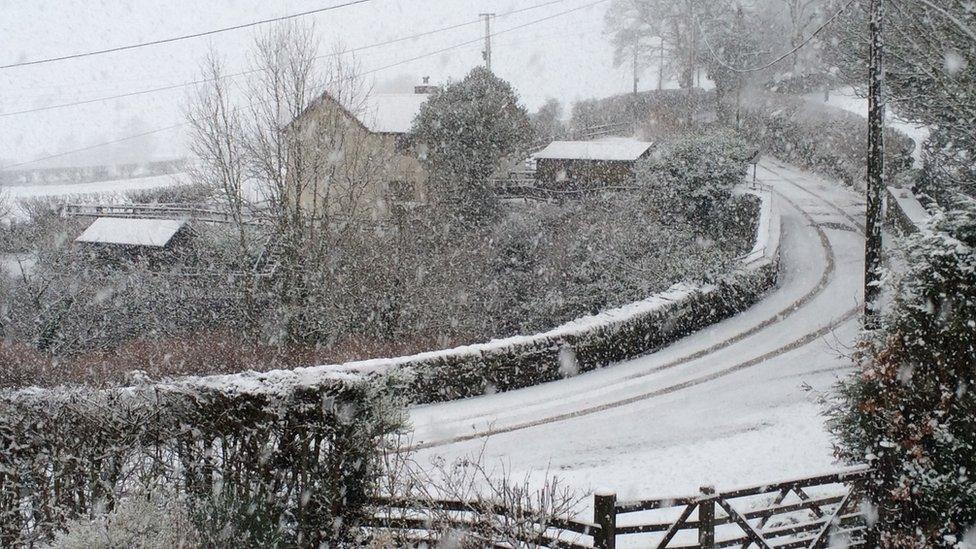 Snow in Llanuwchllyn