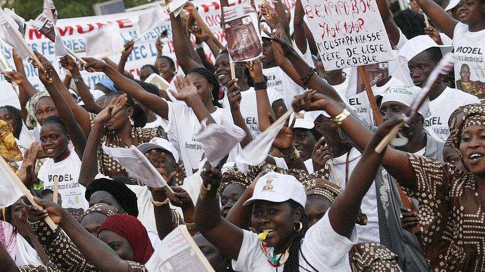 Supporters of the Senegalese ruling coalition party Benno Bokk Yaakaar in 2012