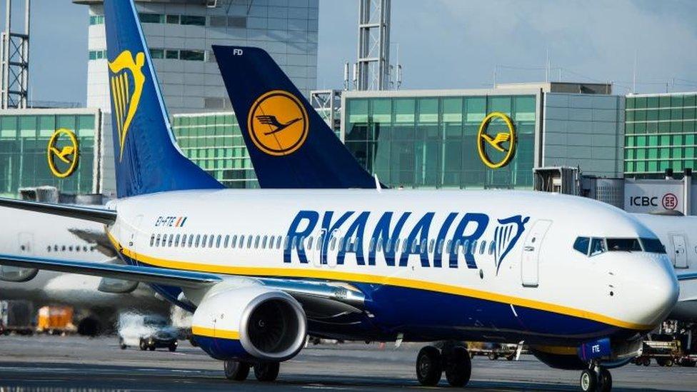 Ryanair plane