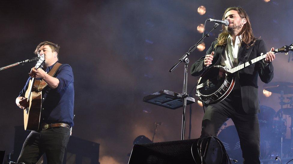 Mumford and sons on stage