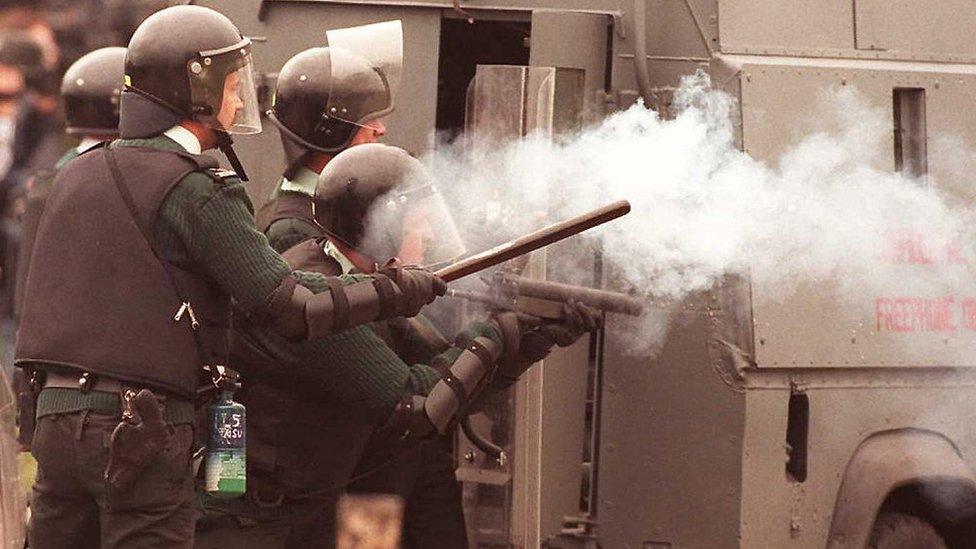 Police fire plastic bullets at Drumcree in July 1996