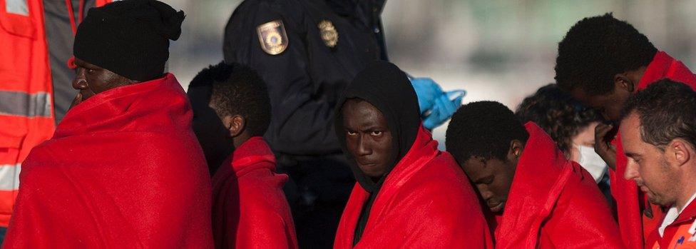 Migrants are brought to shore in Málaga after a coastguard rescue in March 2017