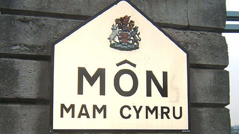 Môn Mam Cymru