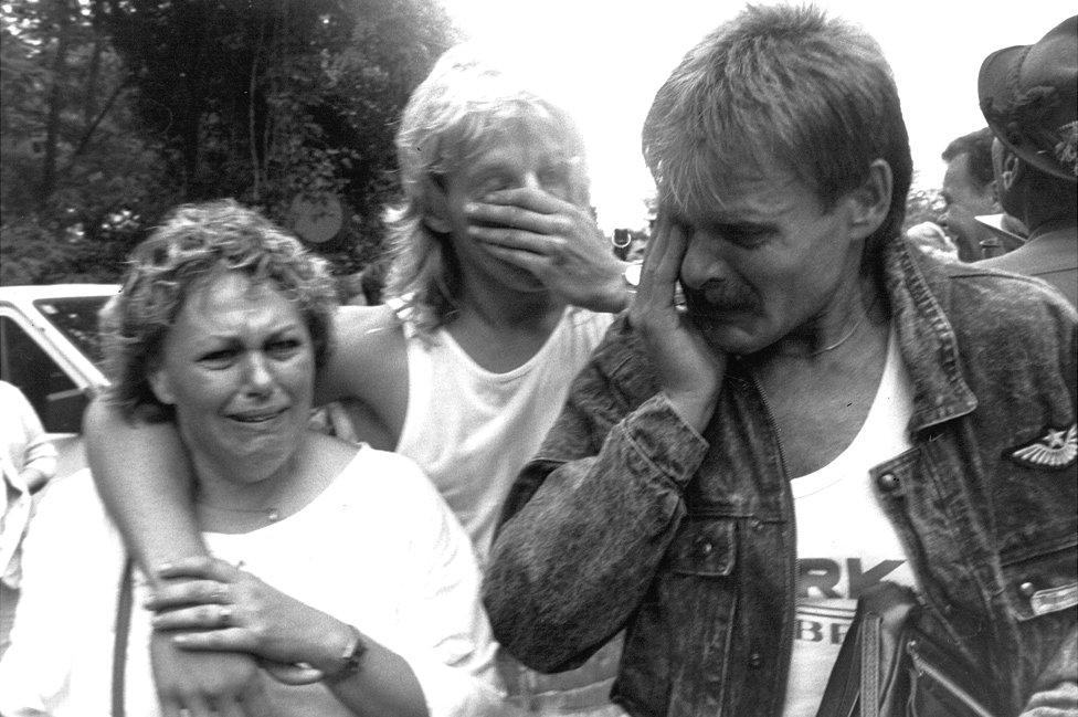 East Germans arriving in Austria, Aug 1989