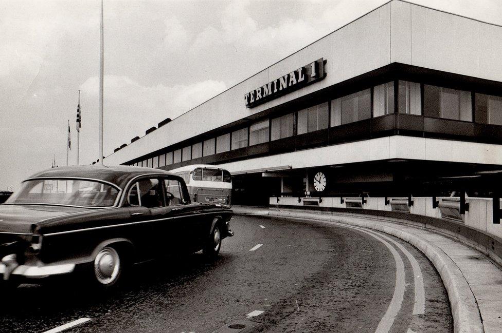 Terminal 1 drop off area - 1969