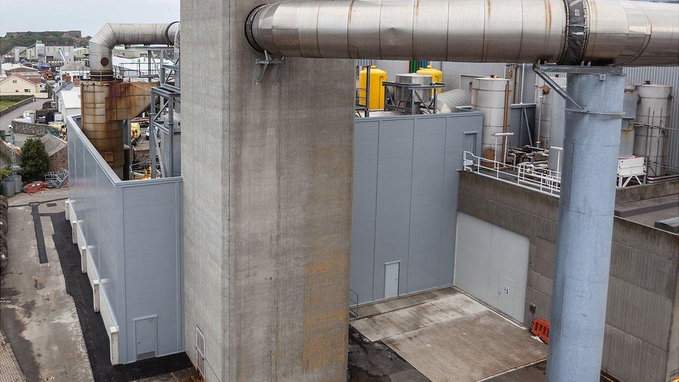 Acoustic barrier installed at Guernsey Electricity's power station