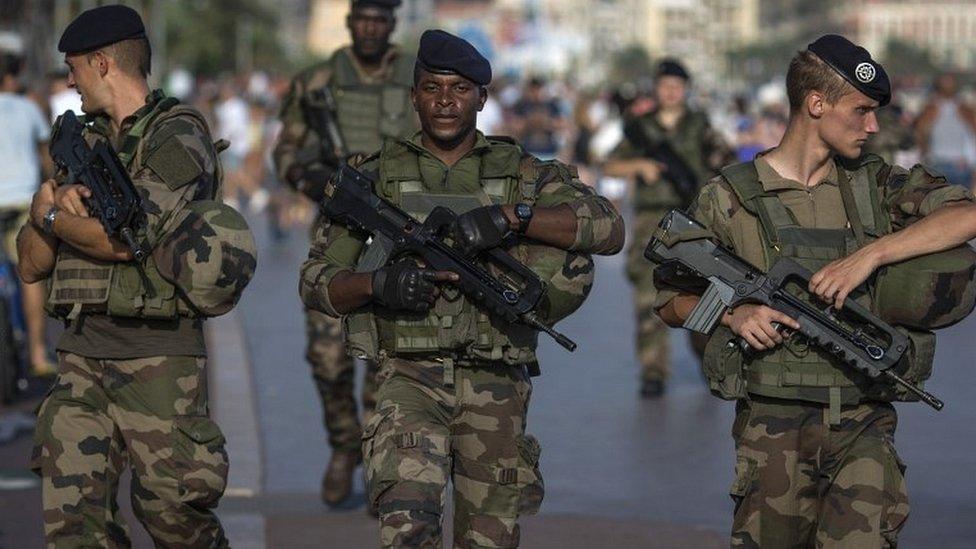 French soldiers patrol the Promenade des Anglais in Nice, France (4 August 2016)