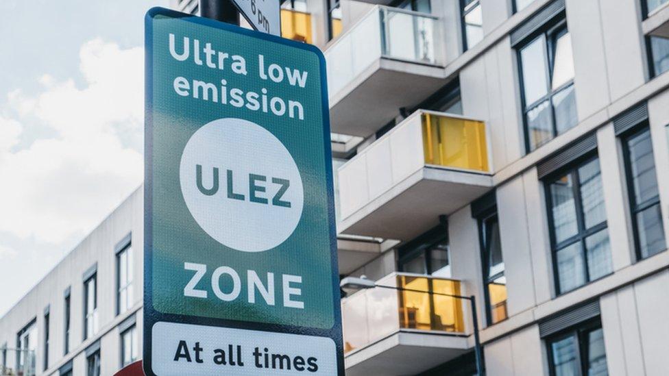 Ulez sign in London