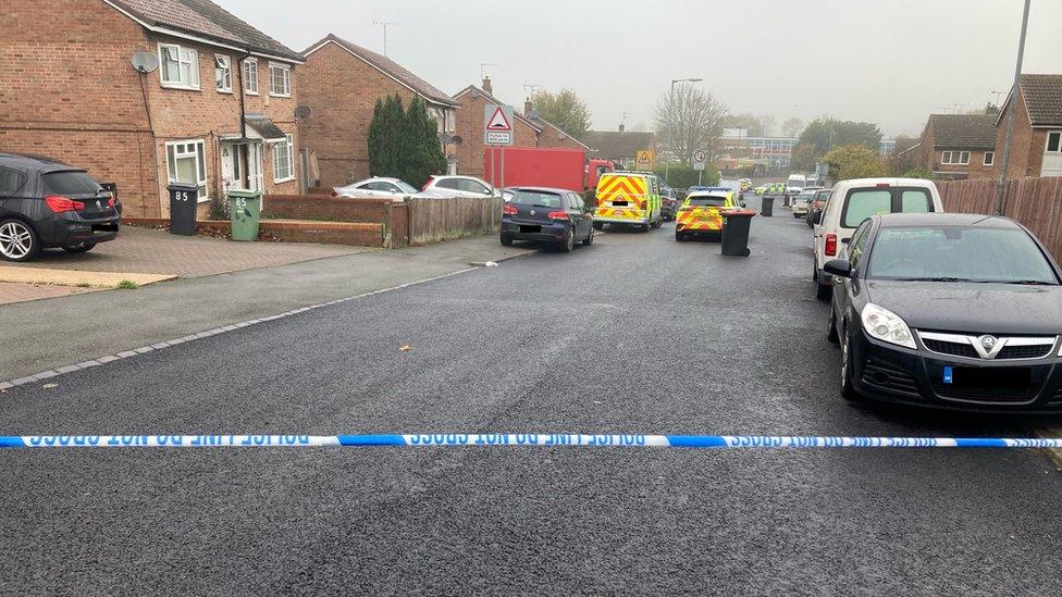 Police cordon in Houghton Regis