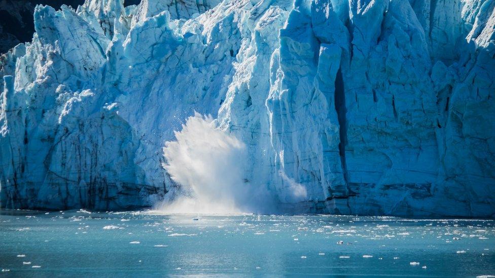 Melting ice caps in the Blue Sea at Alaska