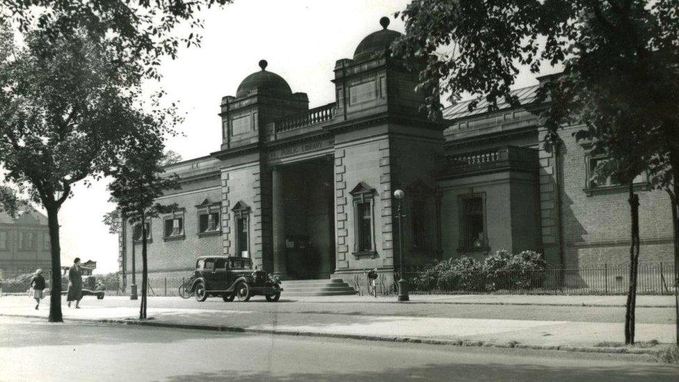 Gateshead Central Library