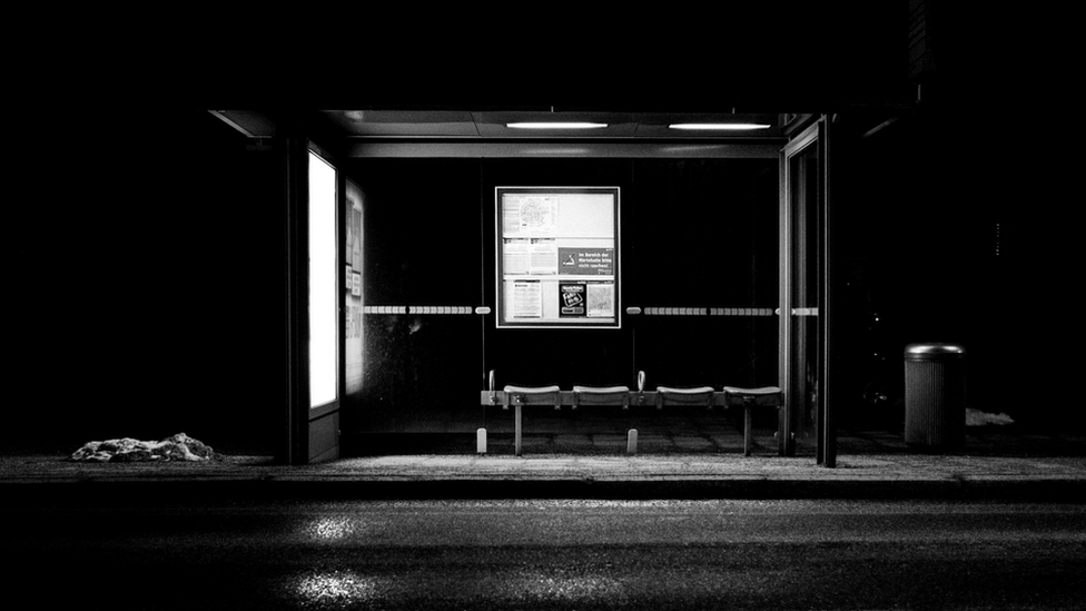 Bus shelter