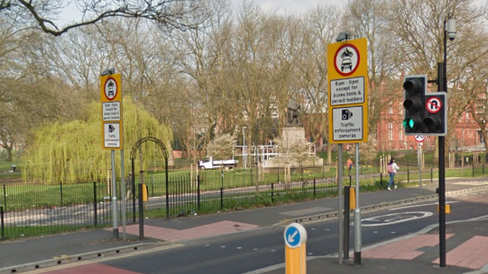 Oxford Road bus lane