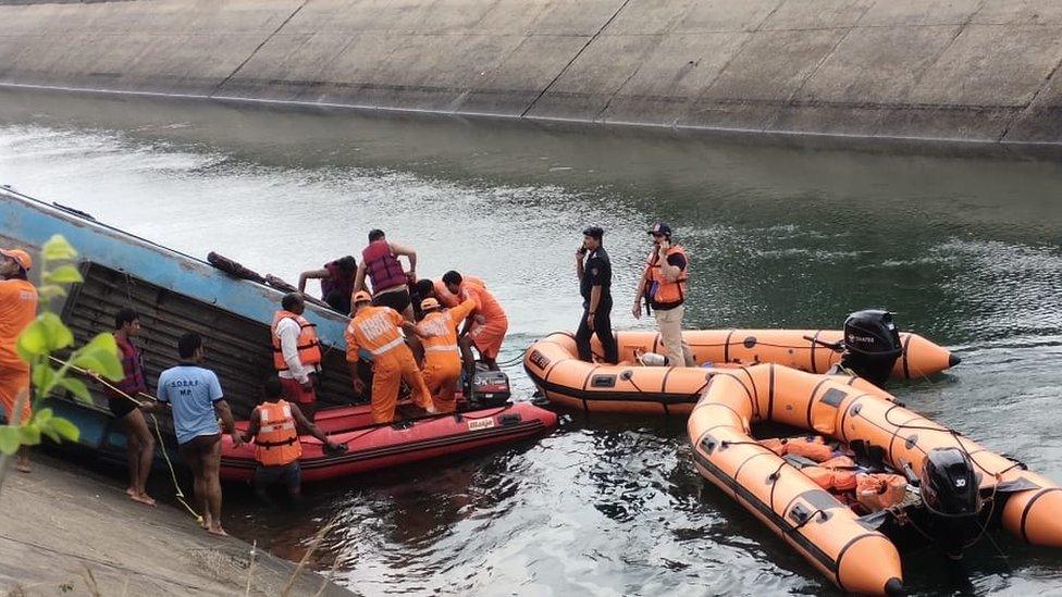 Rescue teams are still looking for passengers