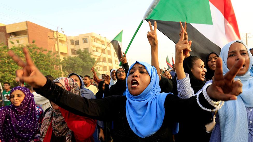 Sudanese protesters march during a demonstration to commemorate the 40 days anniversary of the sit-in massacre in Khartoum North, Sudan July 13, 2019