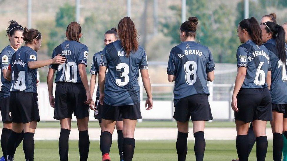 Rayo Feminino players.