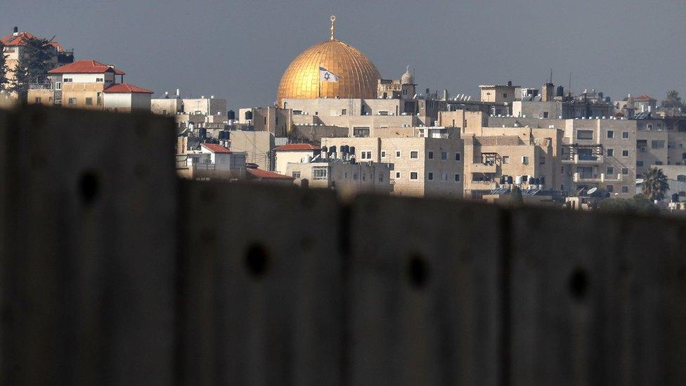 The Dome of the Rock seen from the Palestinian village of Abu Dis in the occupied West Bank (29 January 2020)