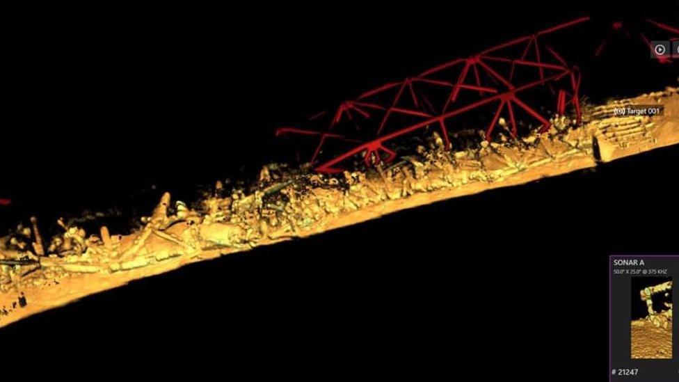 Sonar image of debris under where the Key Bridge stood