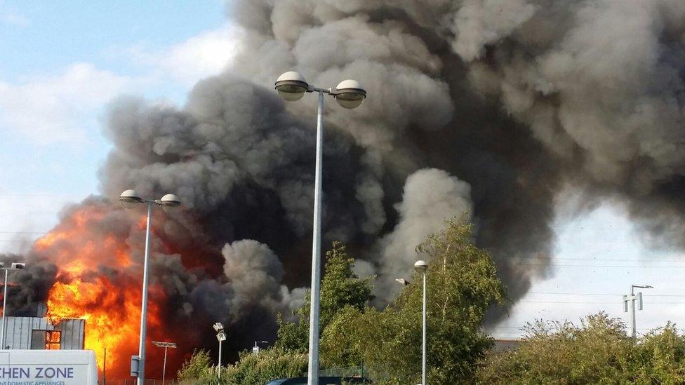 The fire at Burghley Road, Grays