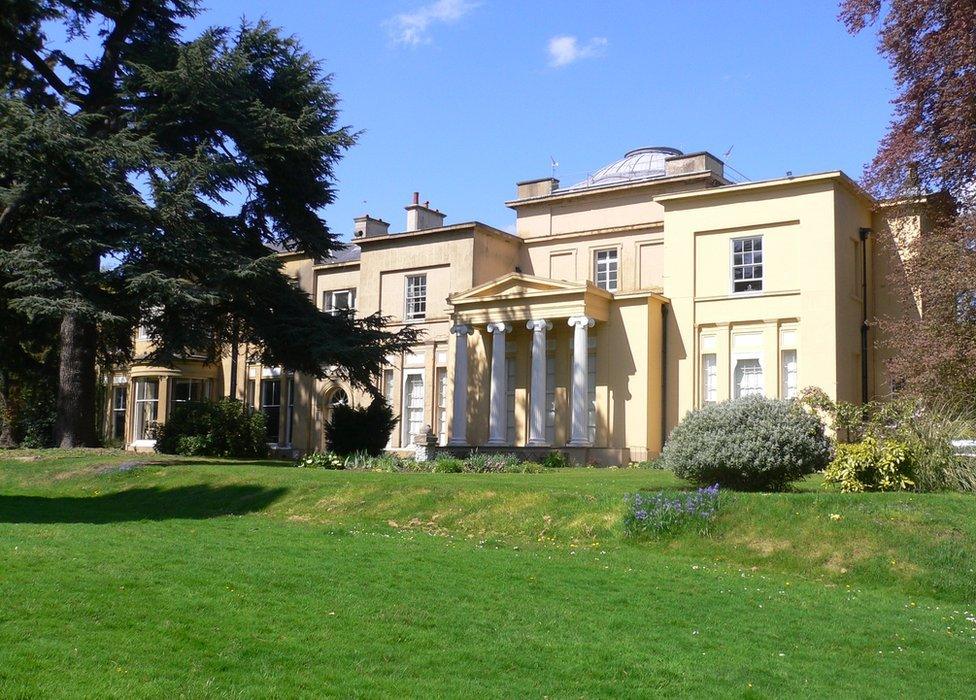 Upton Hall, Nottinghamshire