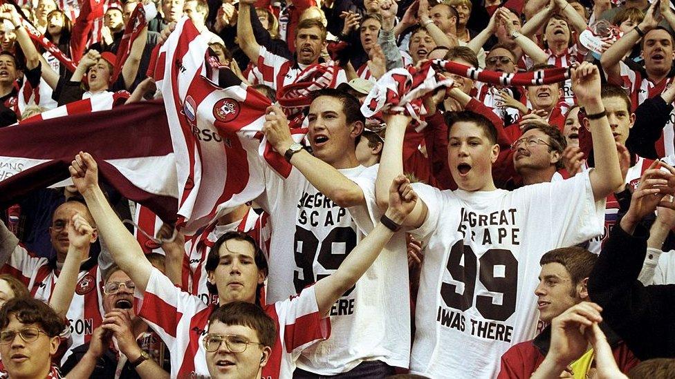 Fans at The Dell in 1999