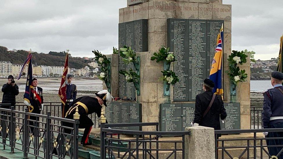 Lieutenant Governor Sir John Lorimer at the War Memorial in Douglas