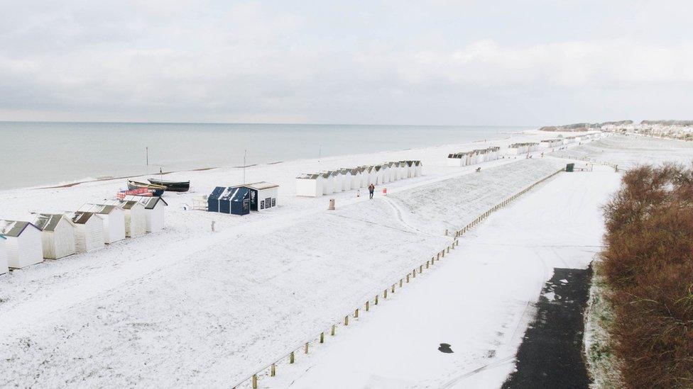 Snow in Goring-by-Sea, West Sussex