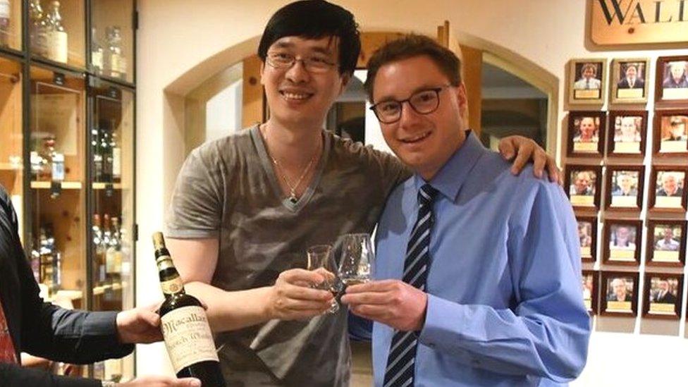 Zhang Wei with hotel manager Sandro Bernasconi