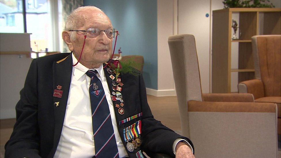 Resident and D-Day veteran David Teacher