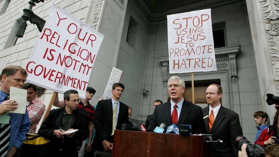 Lawyer Mathew Staver (centre, seen here in 2006) is representing Kentucky clerk Kim Davis