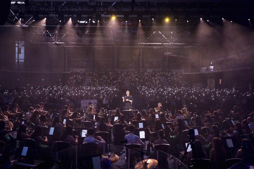 Greg Beardsell conducts the Cross-Border Orchestra of Ireland