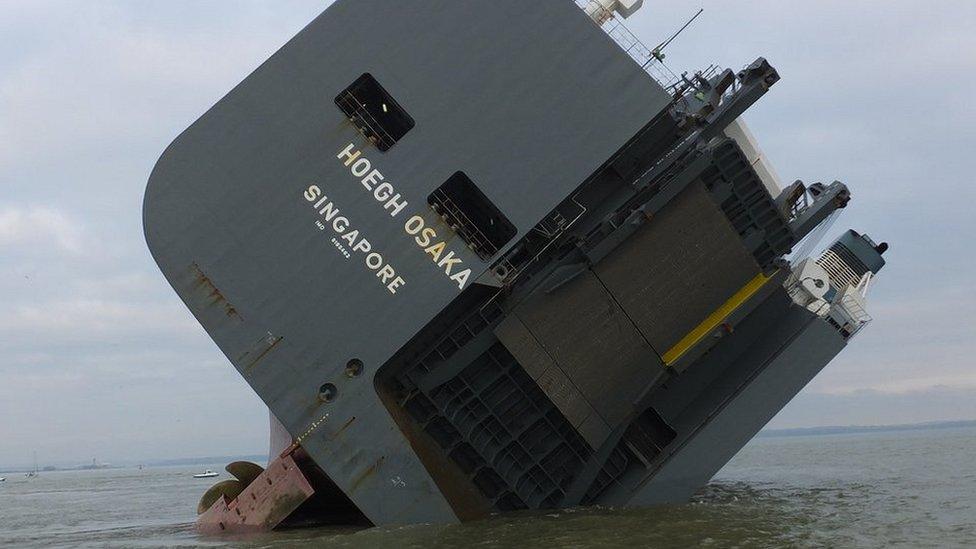 Hoegh Osaka in Solent