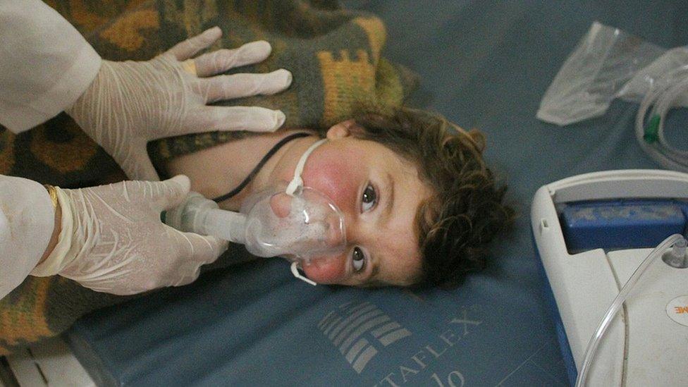 Child victim of gas attack in Idlib province, 4 Apr 17