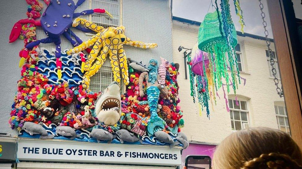 The yarn display at The Blue Oyster Bar