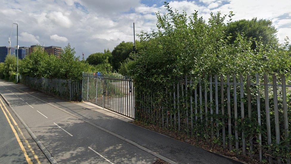 Land near the junction of Wellington Road and Armley Road