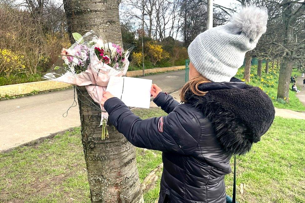 Tree memorial in Inverleith Park