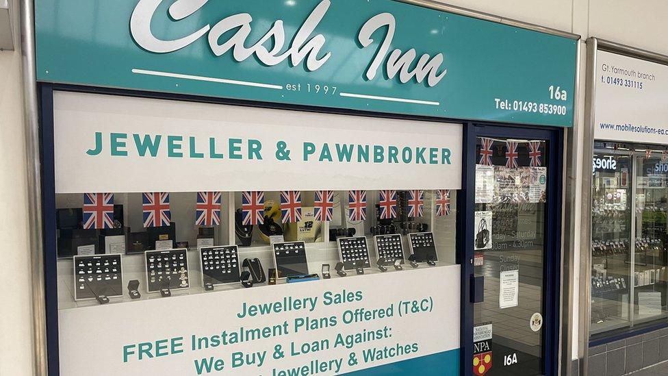 Cash Inn pawnbrokers, Great Yarmouth