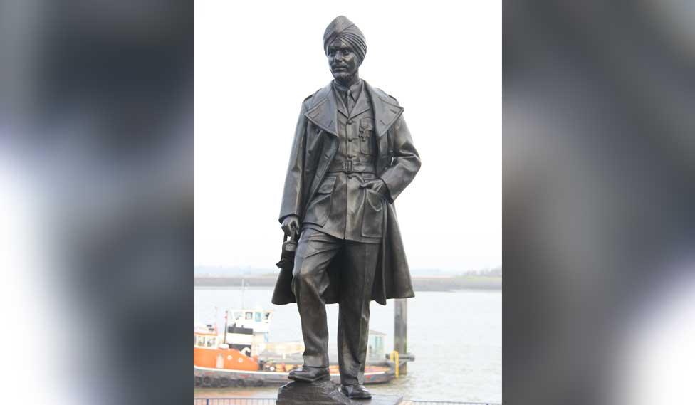 Statue of Mahinder Singh Pujji