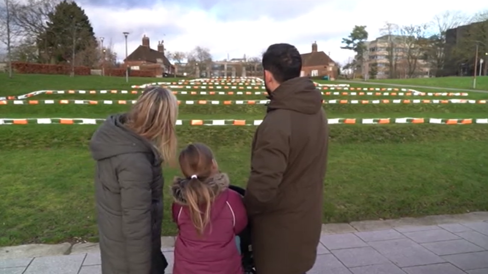 A family look at the paperchain