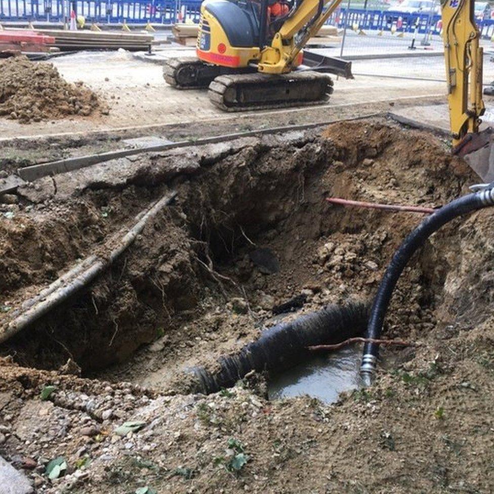 Thames Water burst water site digging