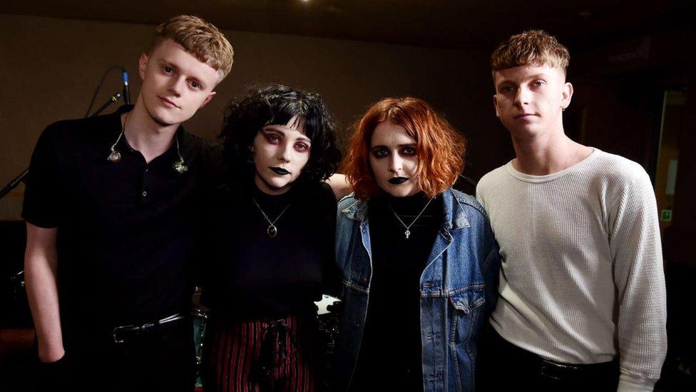 Pale Waves