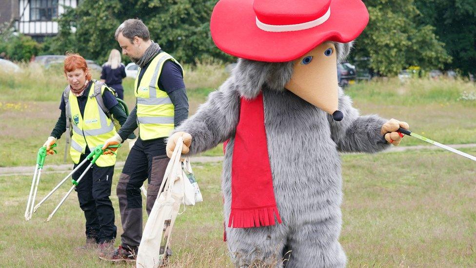 Head Womble Orinoco joined by The Conservation Volunteers during an hour of litter-picking on Wimbledon Common